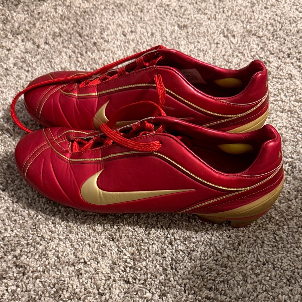 Nike First2 women’s soccer cleats